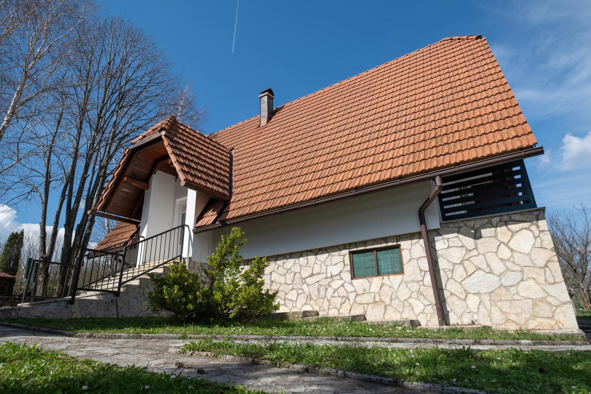 Mak Holiday home *
